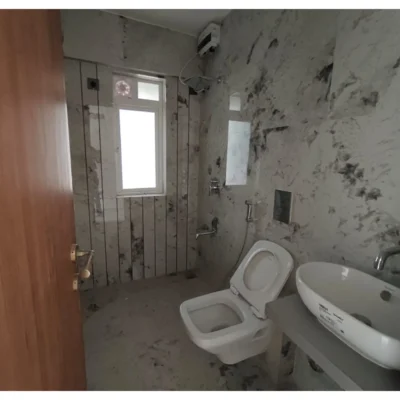 FLAT FOR SALE IN VILE PARLE WEST (3)