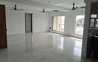 4 Bhk Flat For Rent in Vile Parle West, Mumbai
