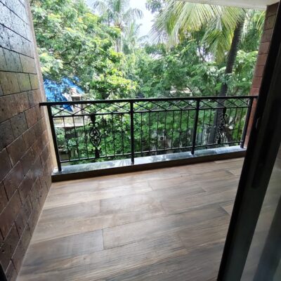 FLAT FOR SALE IN VILE PARLE EAST