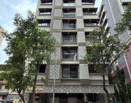 FLAT FOR SALE IN VILE PARLE EAST