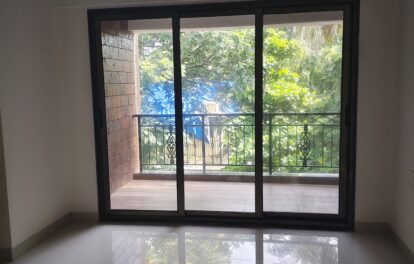 FLAT FOR SALE IN VILE PARLE EAST