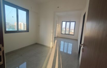 FLAT FOR SALE IN VILE PARLE EAST