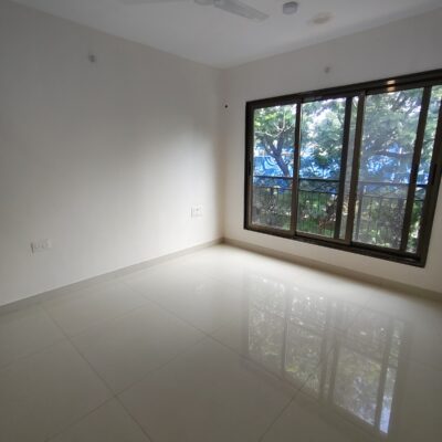 FLAT FOR SALE IN VILE PARLE EAST