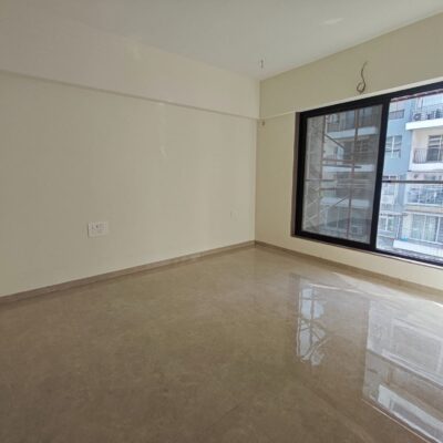 FLAT FOR SALE IN VILE PARLE EAST