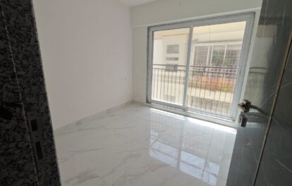 FLAT FOR SALE IN VILE PARLE EAST